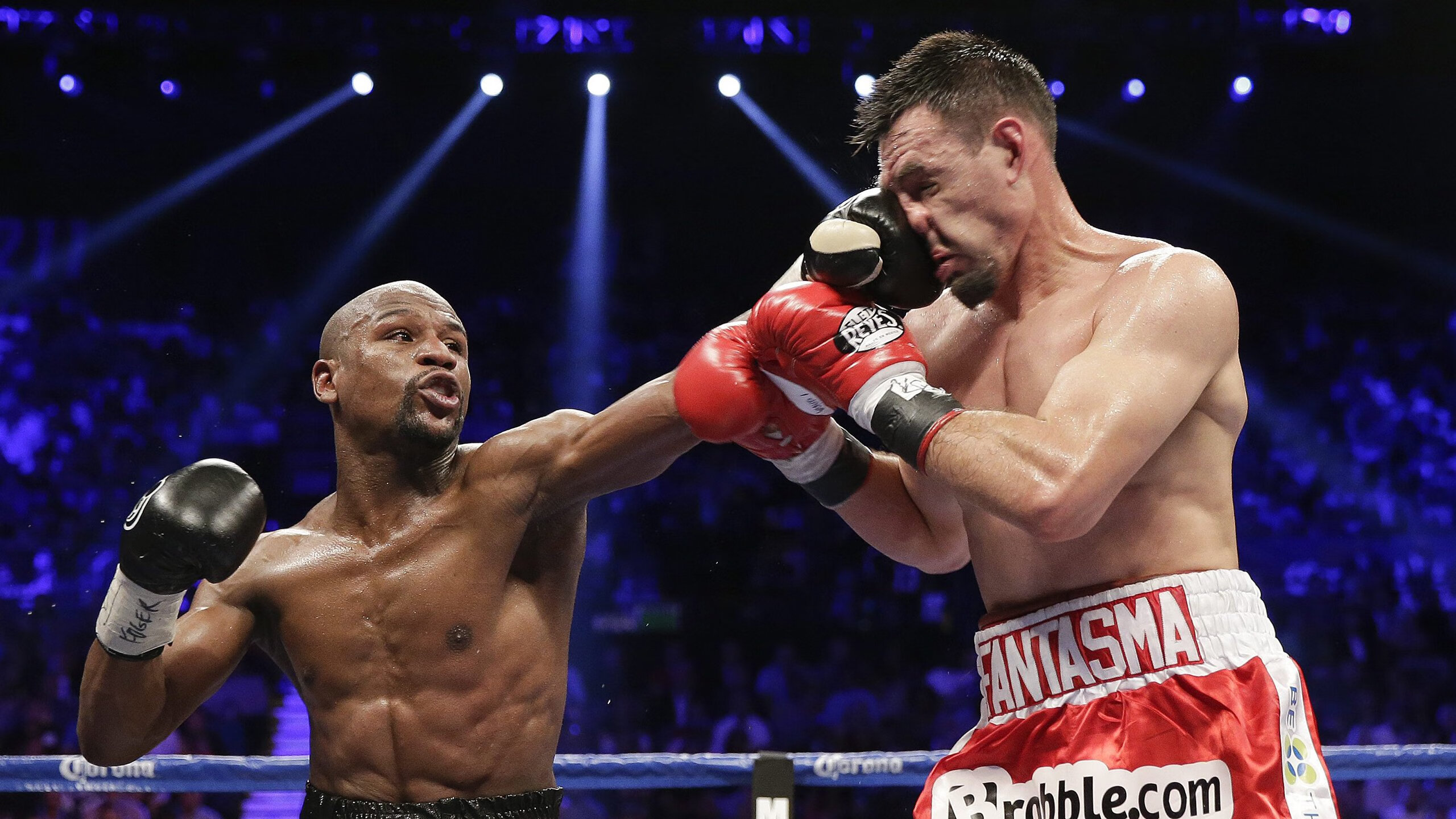 随机全国田径运动会，百米冲刺引爆全场，全国田径冠军赛2021百米决赛