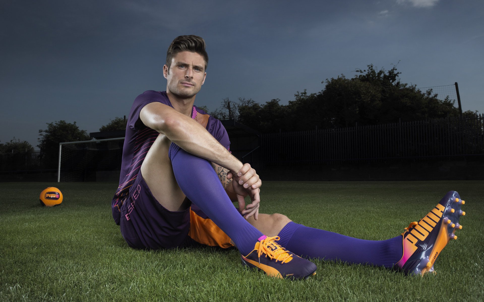 开云体育中国官网-融合科技与体育,创新青少年足球训练方案不断涌现,青少年足球训练大纲与指导手册